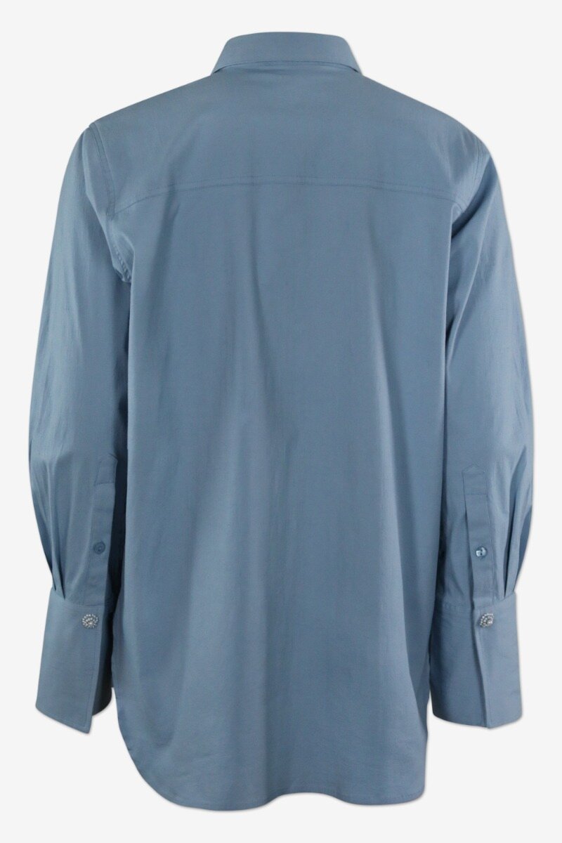 Tine Shirt Cerulean Classic, tailored shirt with button closure and a chest pocket at the front - back image